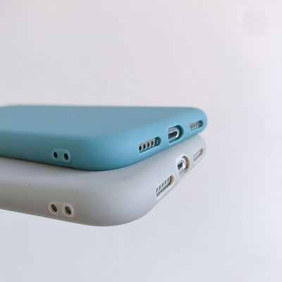 Funda Protectora de Silicona Esmerilada para Celular - Image 5