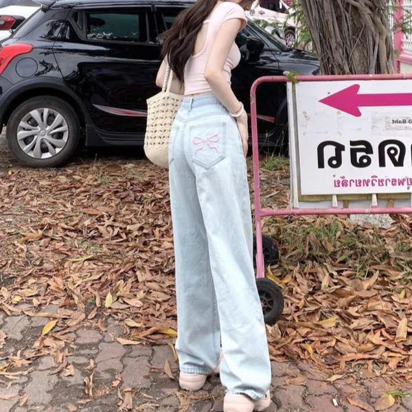 Jeans Anchos Azul Claro con Bordado de Ballet