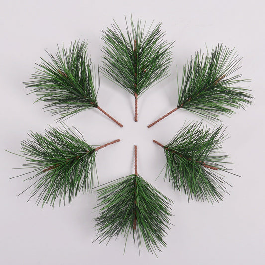 Hojas de Pino Artificial PVC para Decoraciones Navideñas - Image 2