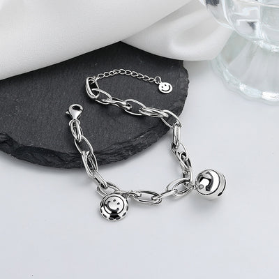 Pulsera con Cascabel de Carita Feliz - Diseño Creativo y Expresivo - Image 5