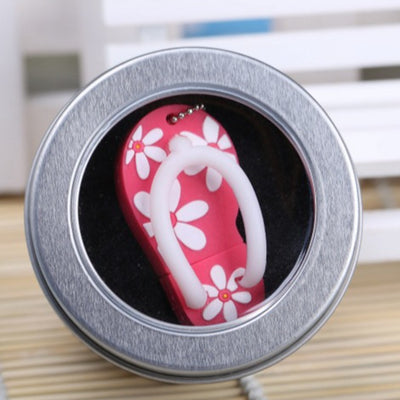 Zapatos de Playa Creativos con Diseño Personalizado y Memoria USB - Image 10
