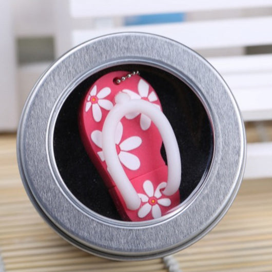 Zapatos de Playa Creativos con Diseño Personalizado y Memoria USB - Image 10