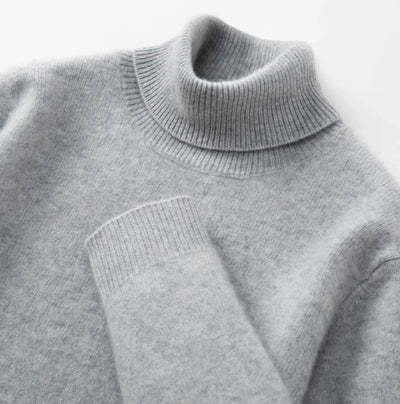 Suéter Cuello Alto Tejido Liso para Hombre con Detalles de Piel - Image 12