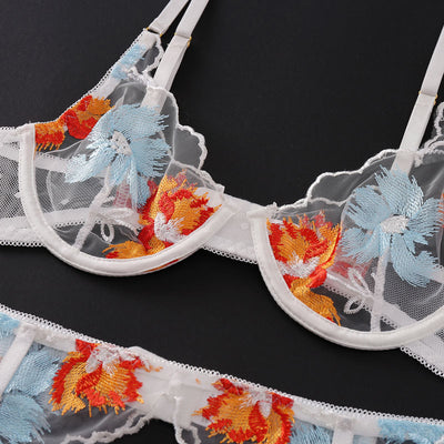 Conjunto de Lencería Bordada Sensual - Image 13