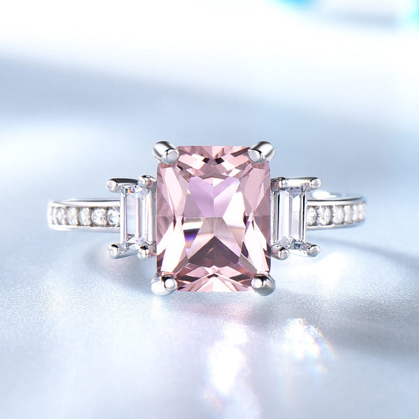 Anillo de Plata Esterlina con Morganita Cuadrada - Diseño Minimalista Coreano