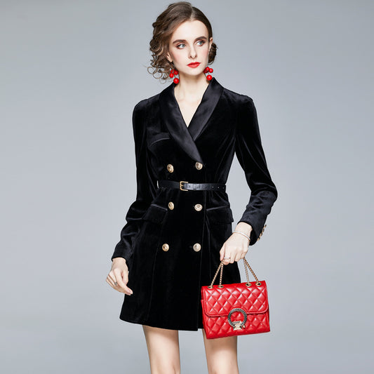 Abrigo Trench de Terciopelo Dorado con Cuello y Solapas, Manga Larga y Doble Botonadura - Image 2