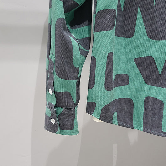 Chamarra de Algodón con Estampado de Letras para Hombre - Image 9