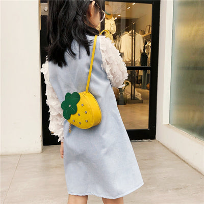 Monedero Infantil Fresa con Correa - Bolsa Decorativa Unisex - Image 15