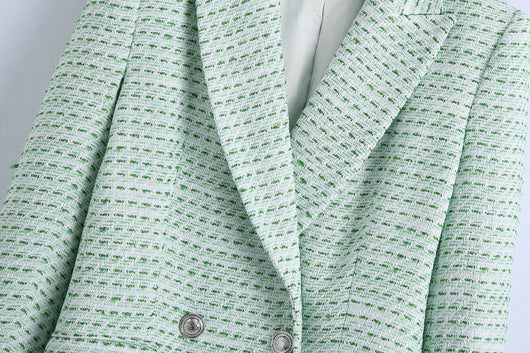 Conjunto de 3 Piezas: Blazer Cuadrille, Tank Top Abotonado y Falda Plisada Mini - Image 14