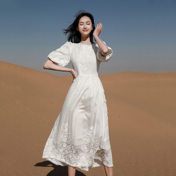 Vestido Blanco de Playa con Mangas Abullonadas - Perfecto para Vacaciones