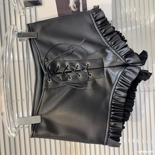 Short de Cuero PU con Encaje Plisado y Cordón Ajustable - Estilo Dark Hot Girl - Image 9