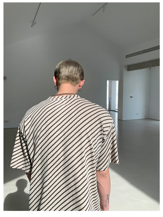 Camiseta Manga Corta a Rayas Diagonales con Hombreras Removibles - Image 15