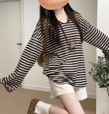 Blusa Rayada de Manga Larga con Protección Solar - Image 12