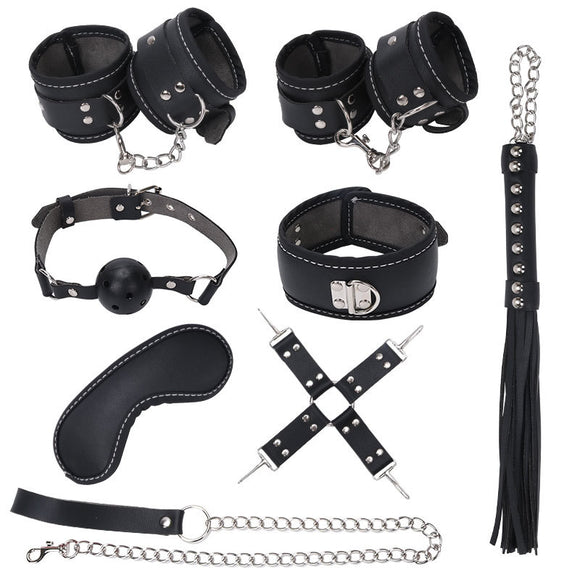 Set de Entrenamiento Íntimo 7 Piezas con Esposas de Cuero y Accesorios