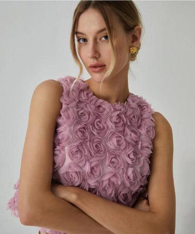 Blusa Suelta sin Mangas con Rosas Tridimensionales - Image 12