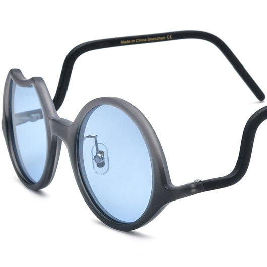 Gafas de Sol Unisex Bicolor con Diseño Irregular Mate - Image 7