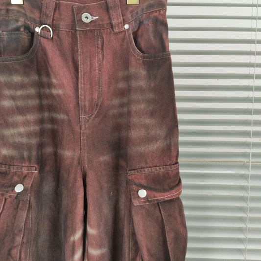 Pantalón Denim Rojo Óxido Ancho con Bolsillos Grandes y Efecto Desgastado - Image 2