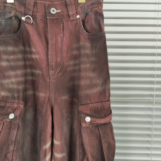 Pantalón Denim Rojo Óxido Ancho con Bolsillos Grandes y Efecto Desgastado - Image 2