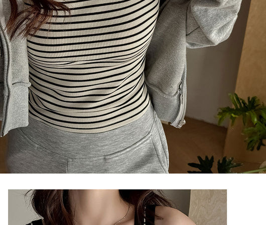 Top Halter sin Mangas con Rayas Negras - Image 9