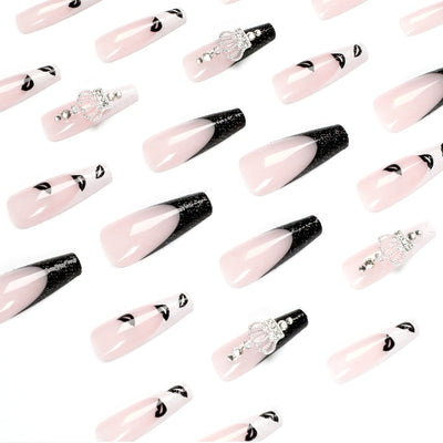 Stickers de Uñas Corona con Estampado Labios Blanco y Negro - Image 3