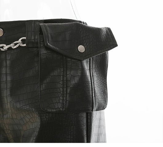 Overol de Cuero Negro con Textura Escamada para Mujer - Image 20