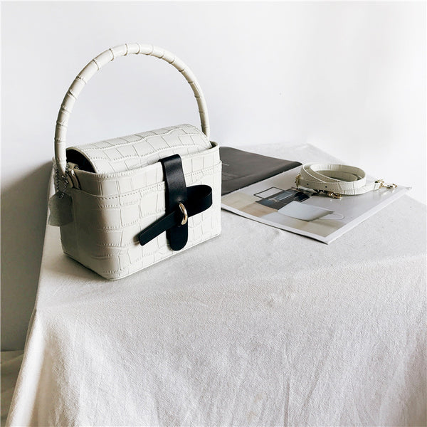 Bolso Mensajero Retro con Lazo - Canasta de Alimentos Estilo Vintage