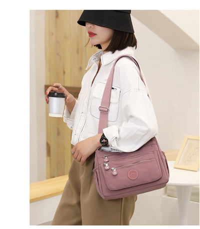 Bolsa Crossbody de Nylon de Gran Capacidad con Múltiples Compartimentos - Image 18