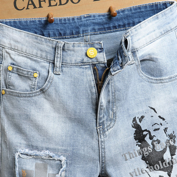 Shorts de Mezclilla Holgados con Roturas y Parches