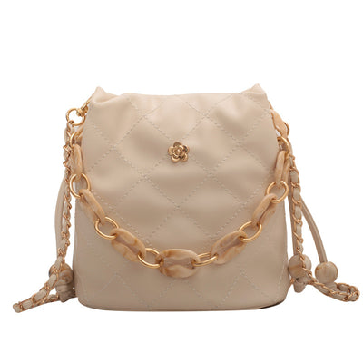 Bolsa Bandolera Cuadros Estilo Western con Cadena Texturizada para Mujer - Image 3