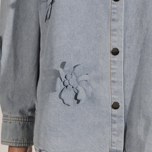 Blusa Denim con Flores 3D - Estilo Minimalista para Verano - Image 11