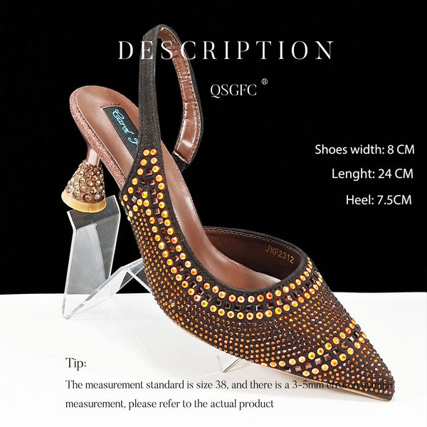 Tacones Altos Puntiagudos con Detalles Brillantes y Rayas