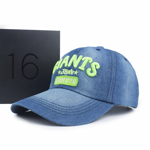 Gorra Deportiva para Mujer con Bordado de Letras