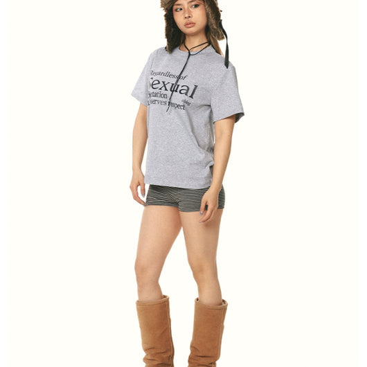 Camiseta Entallada con Estampado de Letras - Image 5
