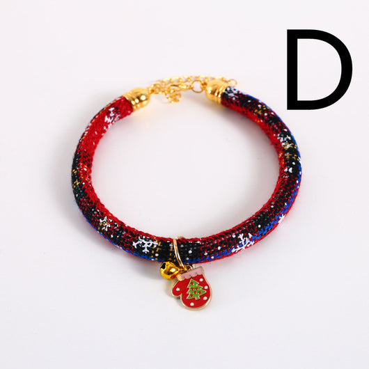 Collar Ajustable para Mascotas con Guantes Navideños y Cascabel - Image 6