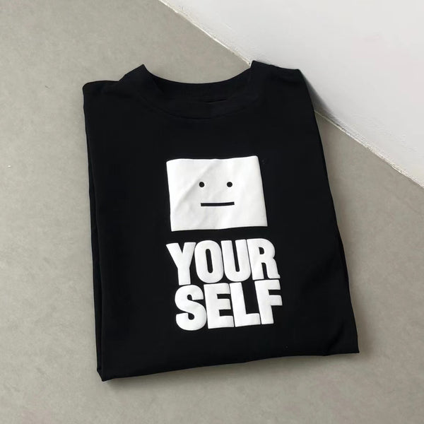 Playera Unisex Estampado de Letras - Casual y Versátil