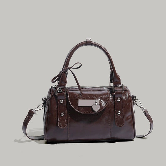 Bolso de Mano Corazón con Moño - Diseño Romántico y Elegante - Image 7