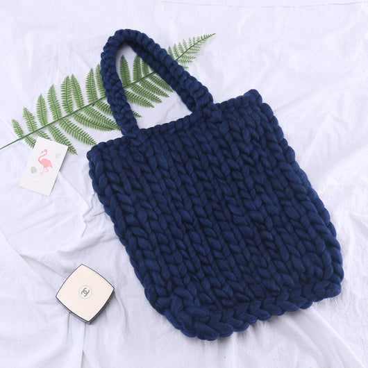Accesorio Tejido a Mano en Colores Sólidos - Combinable con Todo - Image 9