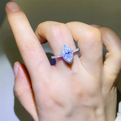 Anillo de Moissanita Talla Ojo de Caballo Púrpura Clásico - Image 6