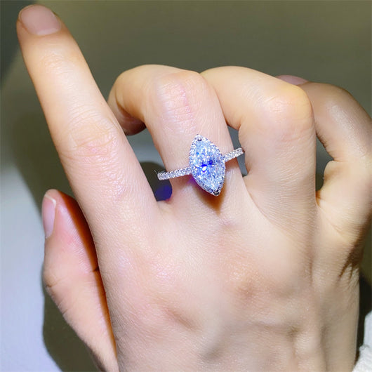 Anillo de Moissanita Talla Ojo de Caballo Púrpura Clásico - Image 6