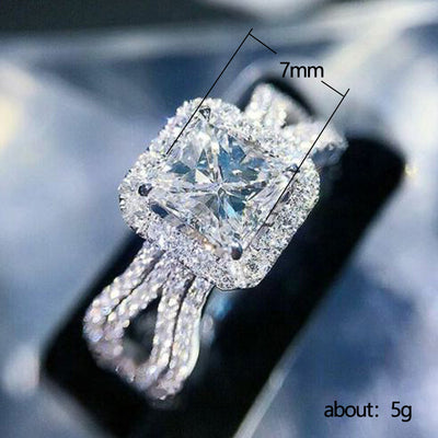 Anillo de Compromiso Deslumbrante con Circonita Diamante Completo para Mujer - Image 11