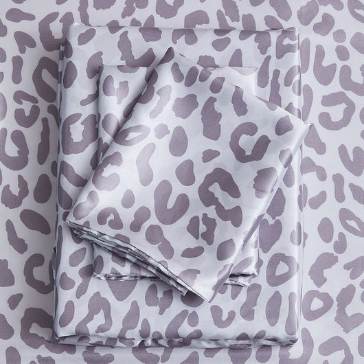 Juego de Sábanas Satinadas de Seda Artificial con Estampado Leopardo Plateado - 4 Piezas - Image 2