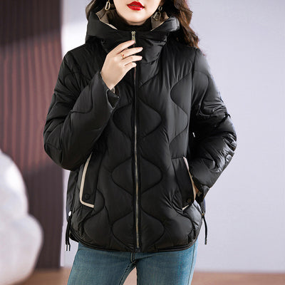 Abrigo Acolchado Estilo Occidental con Capucha para Mujer - Diseño Slim Fit - Image 6