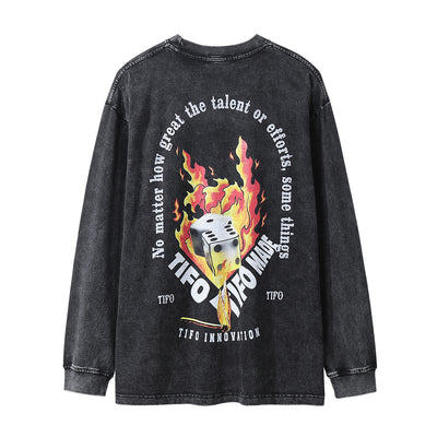 Playera de Manga Larga con Estampado de Dados en Llamas para Hombre