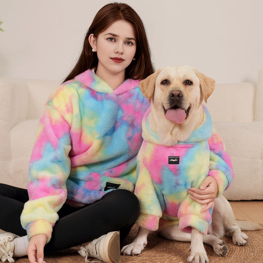 Sudadera Tie Dye Arcoíris para Perros con Pelaje de Conejo