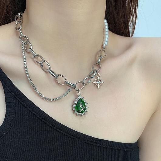 Collar Colgante de Piedra Verde Esmeralda y Diamantes con Costura - Image 14
