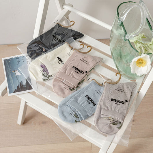 Calcetines Transpirables de Malla con Flores para Mujer - Image 14