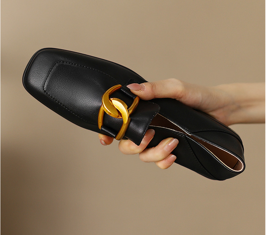 Zapato Plano de Cuero Mujer con Hebilla Retro y Diseño Escocés - Image 11