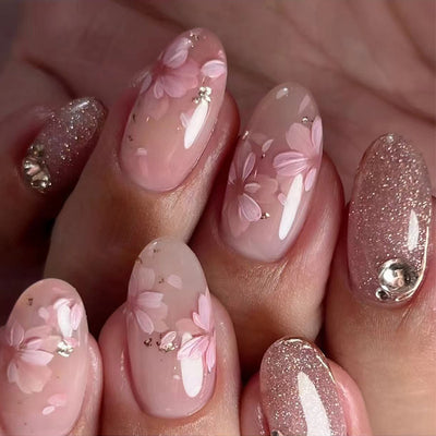 Esmalte de Uñas Ovaladas Cortas con Diseño Floral - Image 13