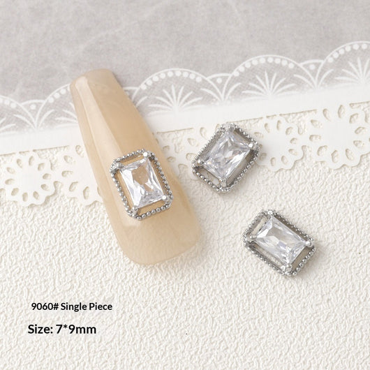 Accesorios de Decoración de Uñas con Moño de Circón Plateado - Image 16