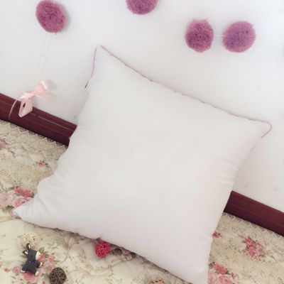 Funda de Almohada de Algodón Blanco con Encaje Plisado y Volantes Hechos a Mano - Image 2